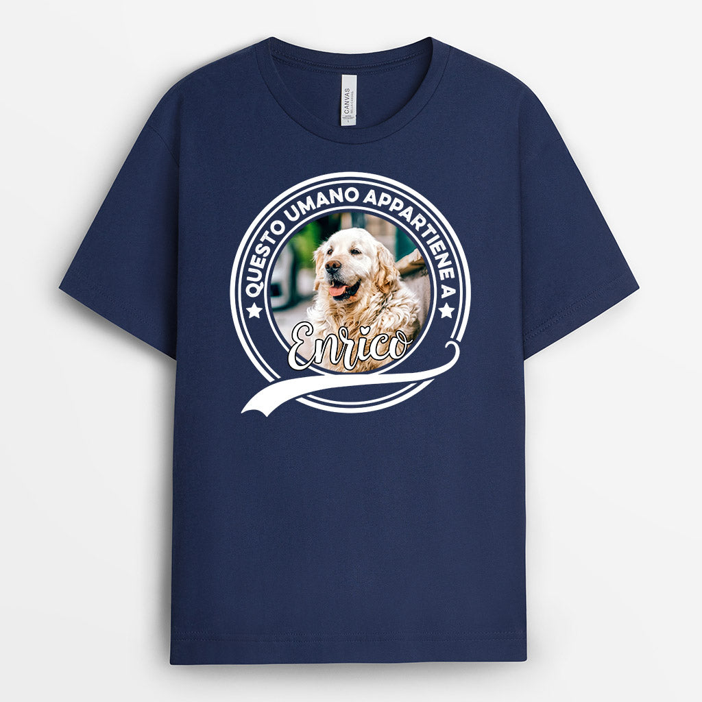Questo Umano Appartiene A - Regali Personalizzati | Magliette per Amanti dei Cani/Gatti